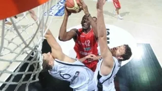 Lega (J4): Un Drake Diener unstoppable le vuelve a dar el triunfo a Sassari. Explotó Scottie Reynolds (33 puntos); Ioannis Bourousis, MVP de la jornada y el Varese de Ebi Ere, el equipo de moda