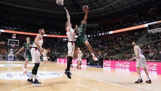 Unicaja se impone a RETAbet Bilbao Basket en el duelo de los Axels (77-70)