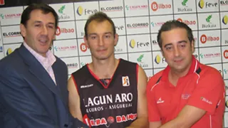Nacho Azofra ya forma parte de la plantilla del Lagun Aro Bilbao Basket