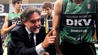 Pepu deja de ser entrenador del DKV Joventut. Vía libre para que lo fiche Asefa Estudiantes. Salva Maldonado será su sustituto