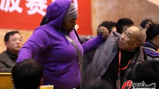 Otras Ligas: Guandong Southern Tigers imponen su dominio y Guangsha en caída libre; la hermana de JR Smith la lía parda en China; Promy aumenta la ventaja y no conoce la derrota en 2012 en Corea