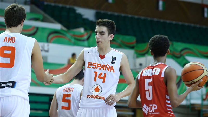 U17M J2: España (138-27) y USA (99-56) se pasean. Oscar Amo (23p+12r), MVP