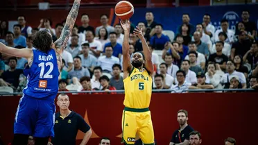 El poderío australiano puede con las ganas checas y serán el rival de España en semis