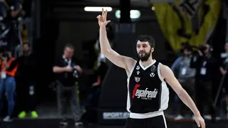 LEGA SERIE A:  Récord en Virtus Bologna, Sassari 101 puntos y Daye MVP