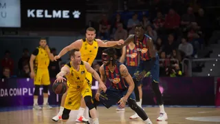 La defensa baskonista diluye al Tenerife (75-58)