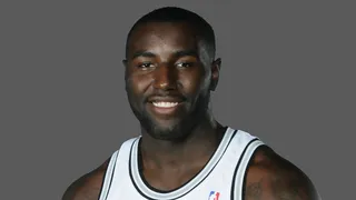 Zoco Europeo: DeJuan Blair se apunta a la moda y firma por Krasnie Krylia. Maggette desata la locura en Salónica