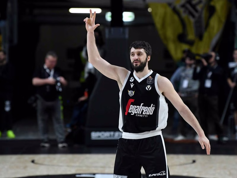 LEGA SERIE A:  Récord en Virtus Bologna, Sassari 101 puntos y Daye MVP