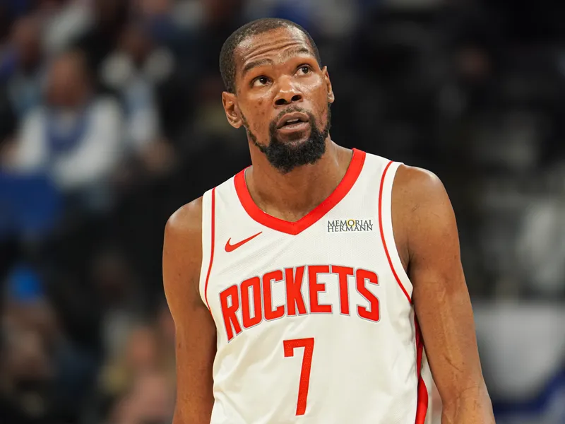 ¿Qué jugadores han ganado más dinero en la historia de la NBA?