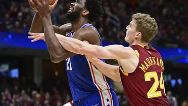Noche NBA: el salvaje Este sigue igualado. Embiid imperial con 44 da la victoria a 76ers