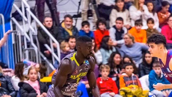 Lucha de gigantes en Liga EBA: 91 de valoración entre estos dos jugadores
