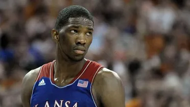 Noticia actualizada: Joel Embiid se opera con éxito; 4-6 meses de baja