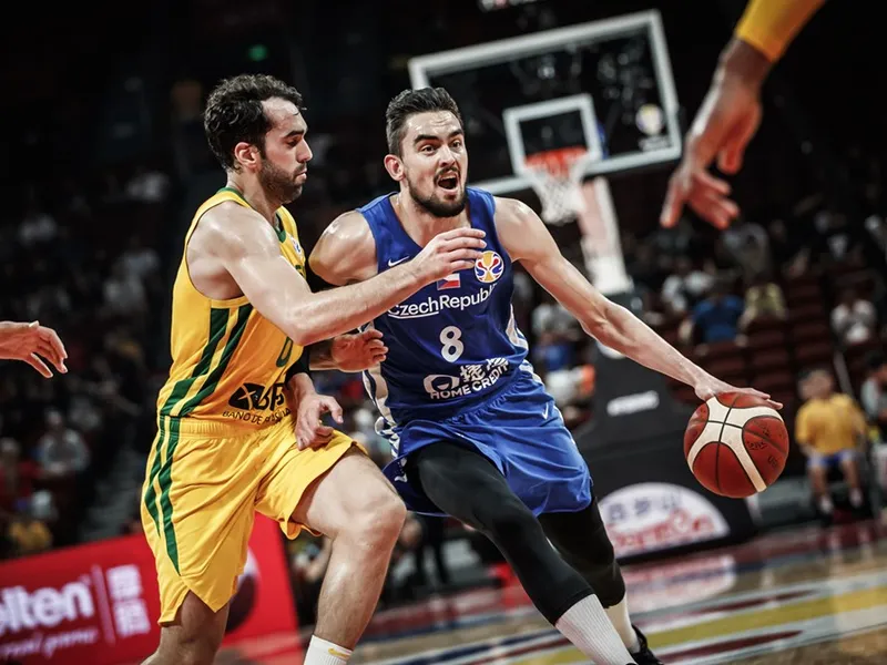 Mundial China 2019 TOP 5 (J4): Satoransky rompe la estadística; Wilbekin, de récord