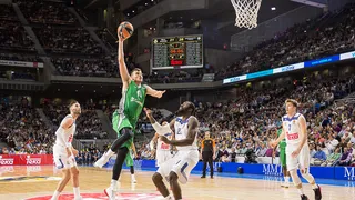 Darussafaka forzó al Real Madrid a cometer sus peores errores y dio la campanada (80-84)