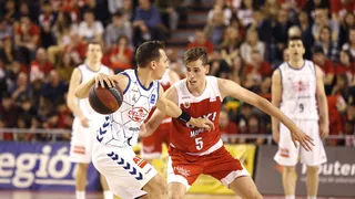 El BAXI Manresa se consolida en puestos de Playoff a costa del Delteco GBC (84-74)