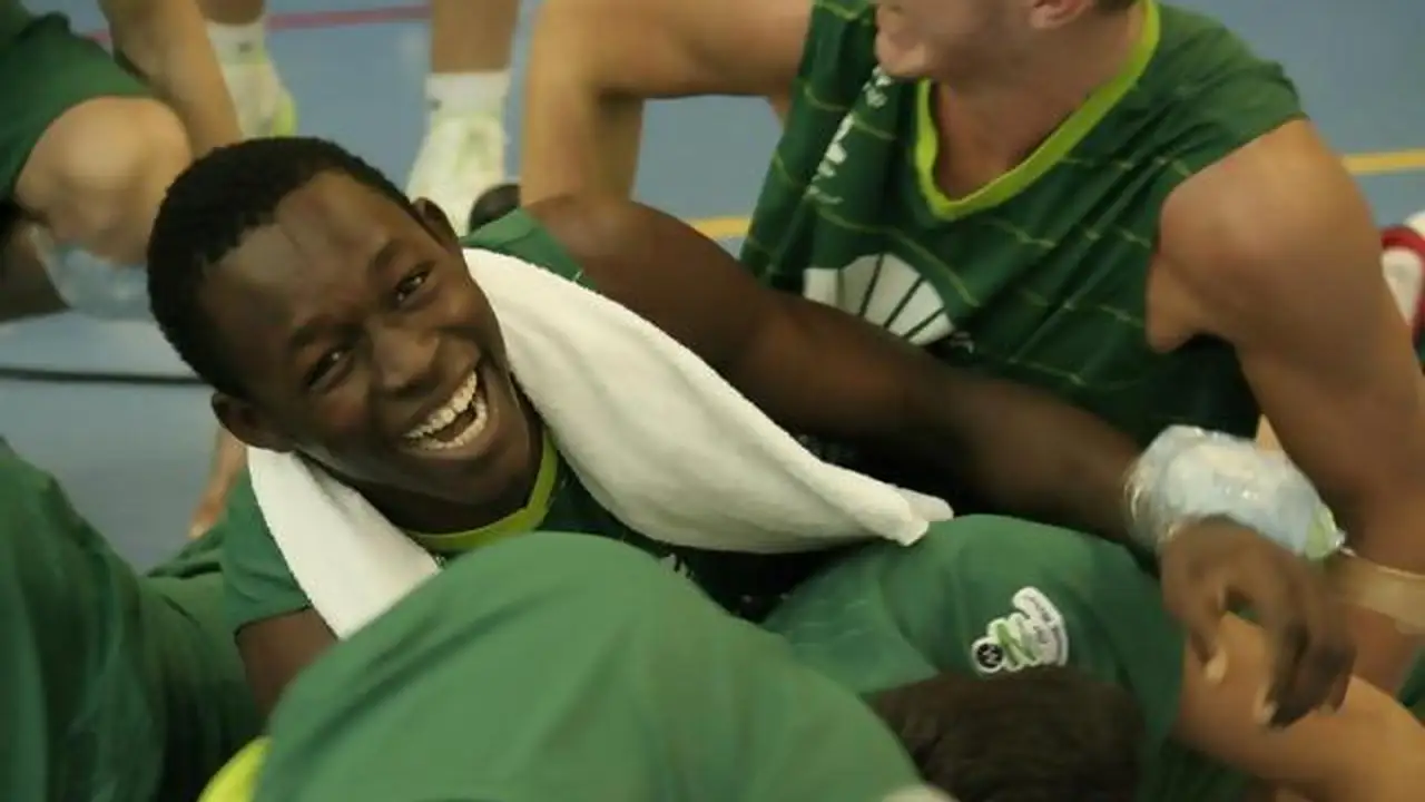 Adecco Plata: Bruno Diatta, Cheikhouna Kané e Iñaki Ascensión IN, Pape Amadou Sow y Rubén Suárez (con carta de despedida) OUT