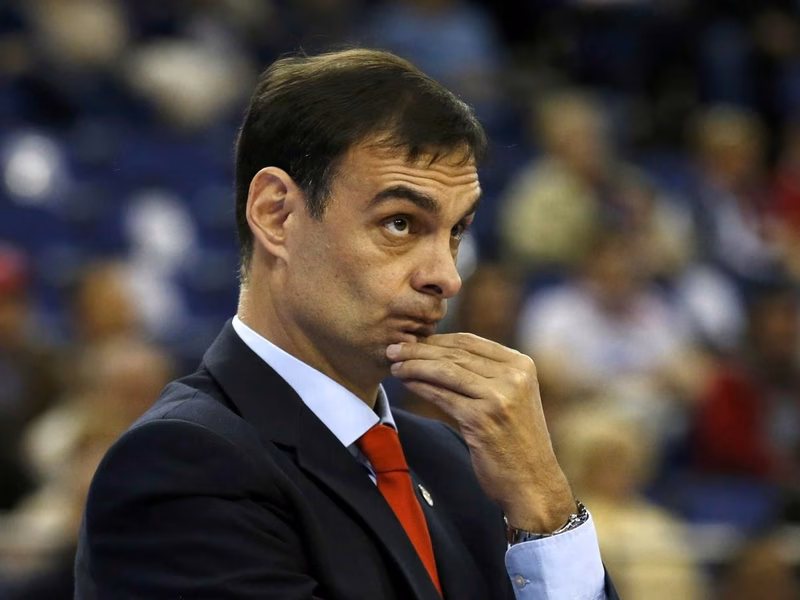 Bartzokas: “Navarro está camino de los 38 años y es un problema para el entrenador”