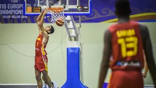 El joven talento Santi Aldama elige estudiar y hacer deporte