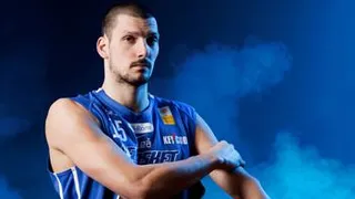 Matija Poscic, refuerzo croata para la pintura del Miraflores. Greven convence en Lleida