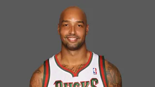 La noche Americana: Drew Gooden y Ersan Ilyasova recuperan su mejor juego para alegría de los Bucks
