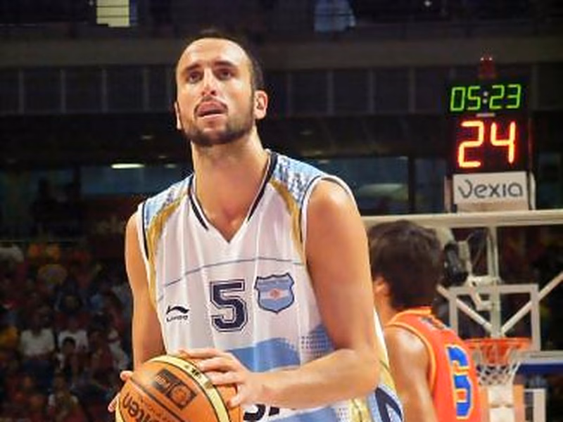 Argentina se rearma para la Copa del Mundo: 15 jugadores con Manu Ginobili en la lista