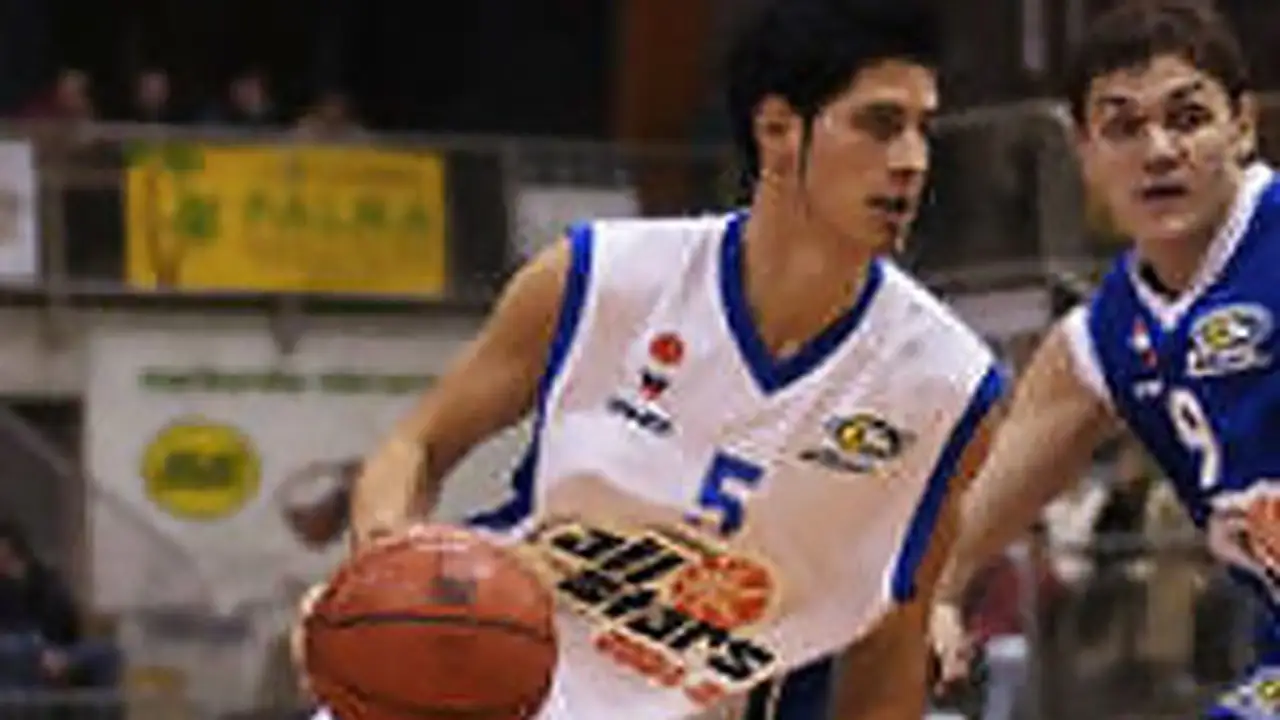 Sandi Cebular se incorpora a Beirasar Rosalía