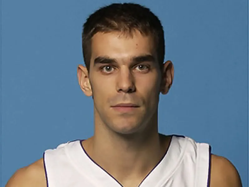 Michael Jordan ‘mata’ el traspaso de José Manuel Calderón a los Bobcats. Tyson Chandler irá a los Mavericks a cambio de Dampier