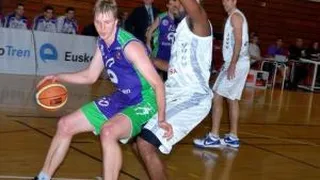 Adecco Plata, F2 – J.14 y 18:  Tíjola vence; Alcázar se mantiene invicto; Illescas rompe su mala racha y Santurtzi recuperará el liderato. Javi Vega repite como MVP (Incluye Quiniela y Tertulia)