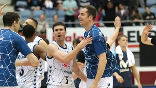 Delteco GBC remonta 24 puntos a un Movistar Estudiantes en caída libre (93-92)