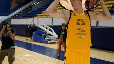 Khimki: Shved tendrá que compartir el balón con una gran plantilla