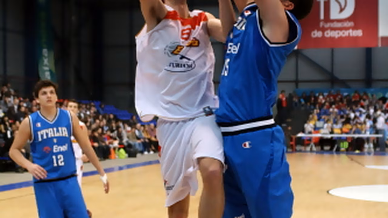 Alberto Jódar renueva con el Lucentum Alicante por una temporada
