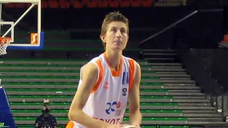 Aunque Fisher no quiso, el Canarias fue más equipo en el duelo de los milagros (71-68)