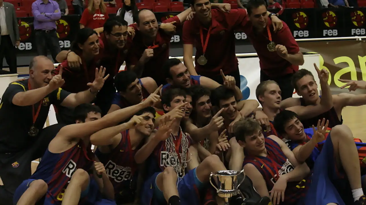 Campeonato España Junior 2012: Tres puntos, un título. Josep Pérez corona al FC Barcelona Regal ante un Fiatc Joventut heroico (66-61)