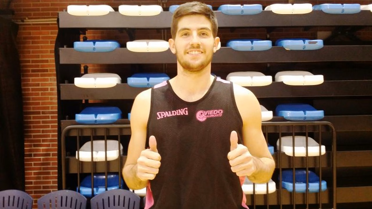 Agustí Sans llega a Oviedo para cubrir la baja del lesionado Fabio Santana