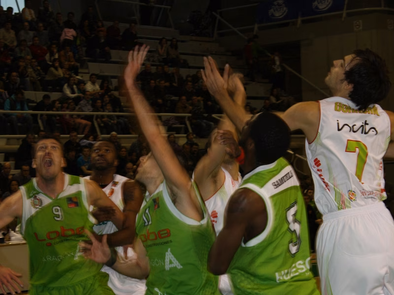 Todo victorias locales en la Adecco Oro; Coppenrath MVP de la jornada 22