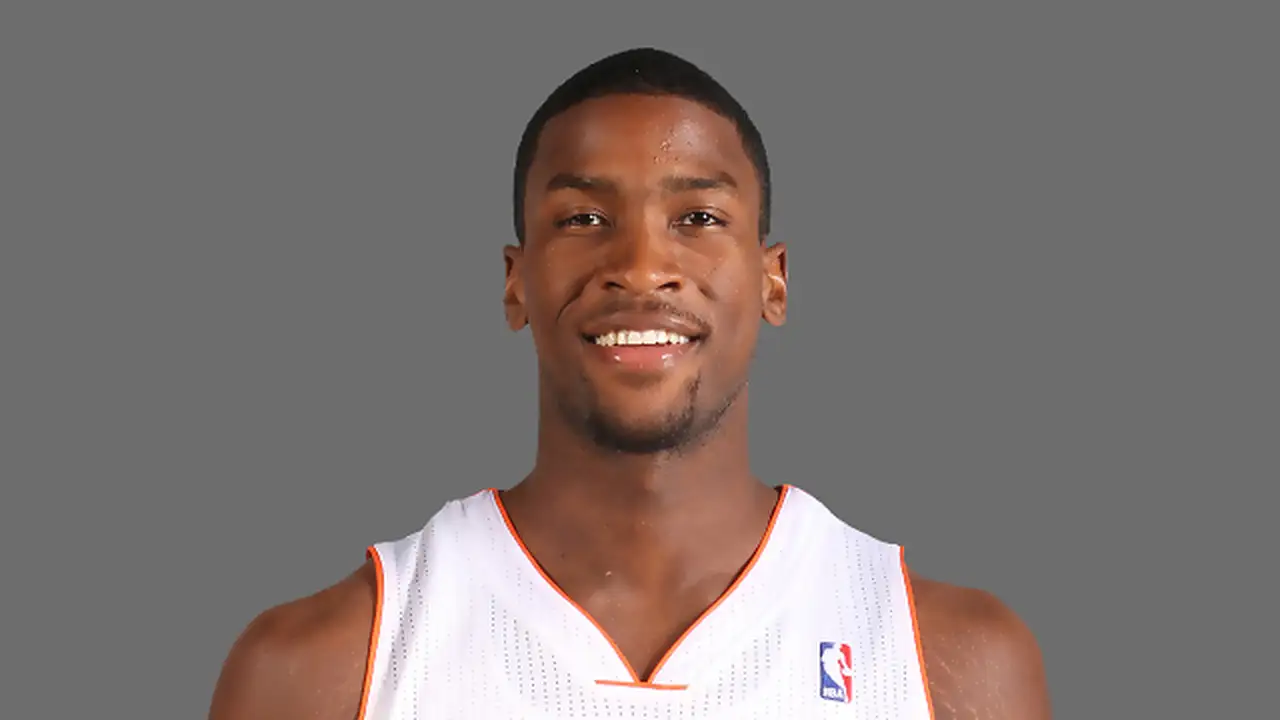 La Noche Americana: Kidd-Gilchrist se presenta en sociedad con 25 puntos y 12 rebotes … y anotando con una sola zapatilla