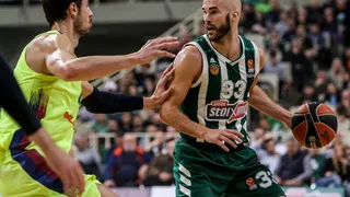 El basket control de Xavi Pascual se impone gracias a los rebotes ofensivos (76-70)