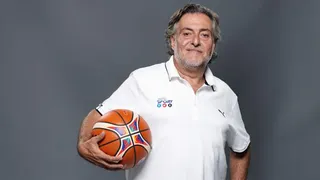 Entrevista, Pepu Hernández: “Algunos me ven retirado, pero no descarto volver a entrenar”