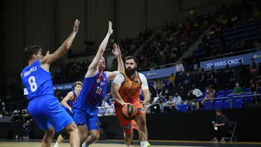 Bojan Dubljevic quiere mantener el título de mejor pívot pasador  por delante de Tomic
