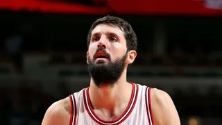 Nikola Mirotic: “Mis compañeros no me ven como un rookie. Me respetan y creen en mí”