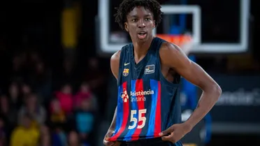 El Barça contempla dar ficha del primer equipo a estos dos jóvenes. ¿Quiénes son?