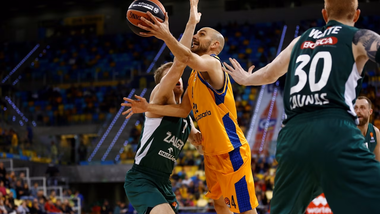 En un choque defensivo el Herbalife Gran Canaria fue mejor (73-66)