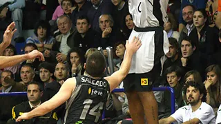 S.O.S. en la enfermería del DKV: la promesa Joan Tomás, de nuevo con el 1er equipo