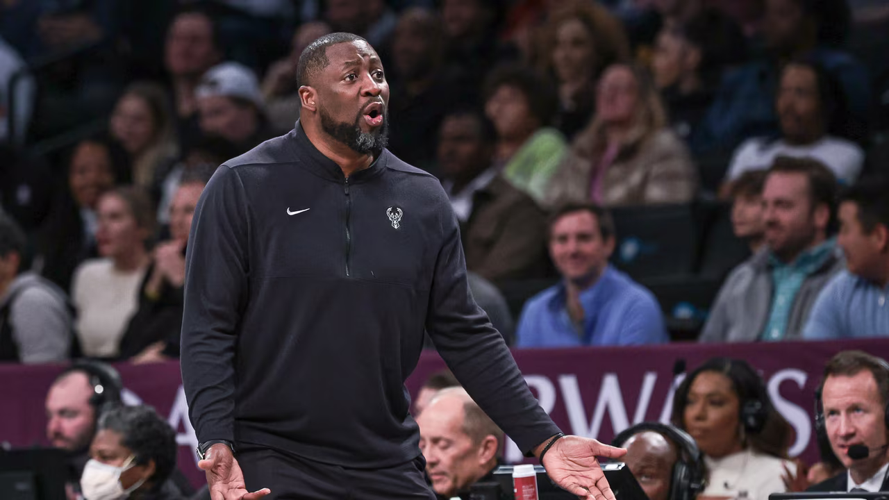 ¡Sorpresa! Los Bucks despidieron a su entrenador Adrian Griffin y buscan a un campeón