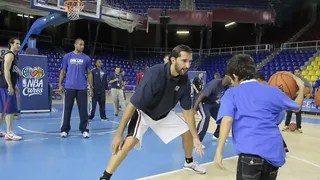 Peja Stojakovic: “Si los Lakers son capaces de jugar como un equipo están al mismo nivel que Miami”