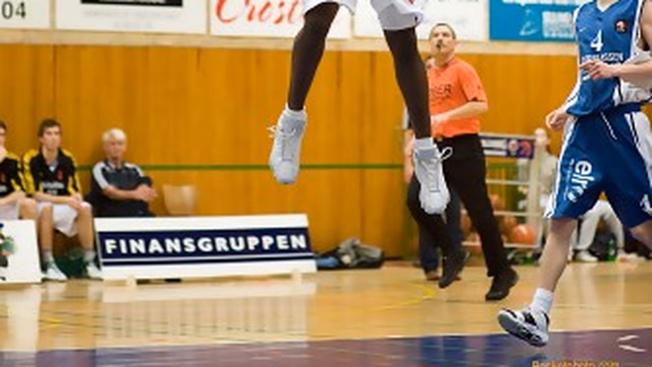 Duane James, nuevo fichaje de FEVE Oviedo Baloncesto
