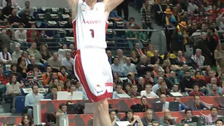 Zoco estival’06: Fiebre por los pívots: Alzamora, Balmón y Thompson jugarán en ACB