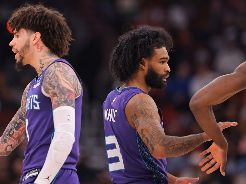 Los Hornets continúan su racha histórica en la NBA