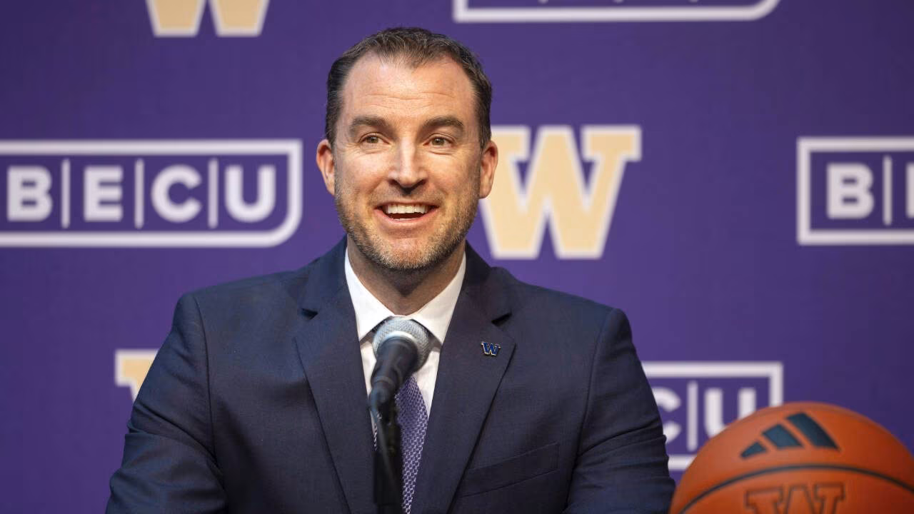 El baile de banquillos de NCAA. Estos son todos los cambios hasta el momento