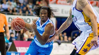 Morris Finley abandona el Tuenti Móvil Estudiantes sin debutar