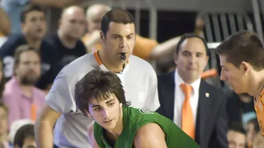 Brandon Jennings “raja” de Ricky Rubio